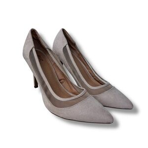 NY&Co Nude Gray Pointed Women’s Heels Size 8